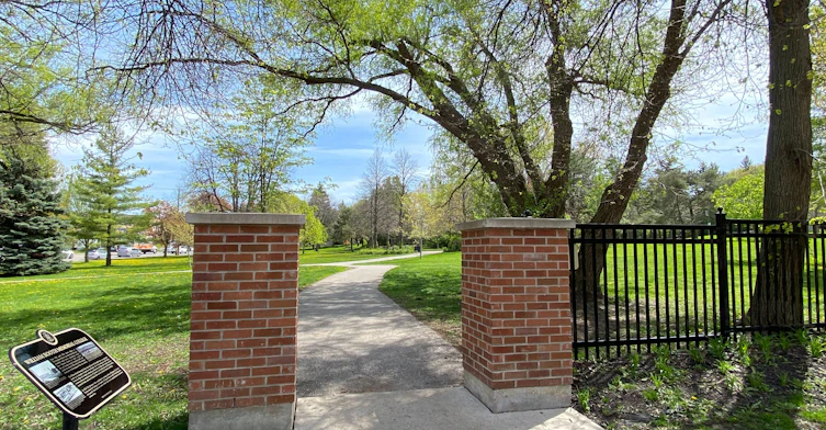 17 Hargrave Lane, Toronto, ON, M4N 0A4 - 30