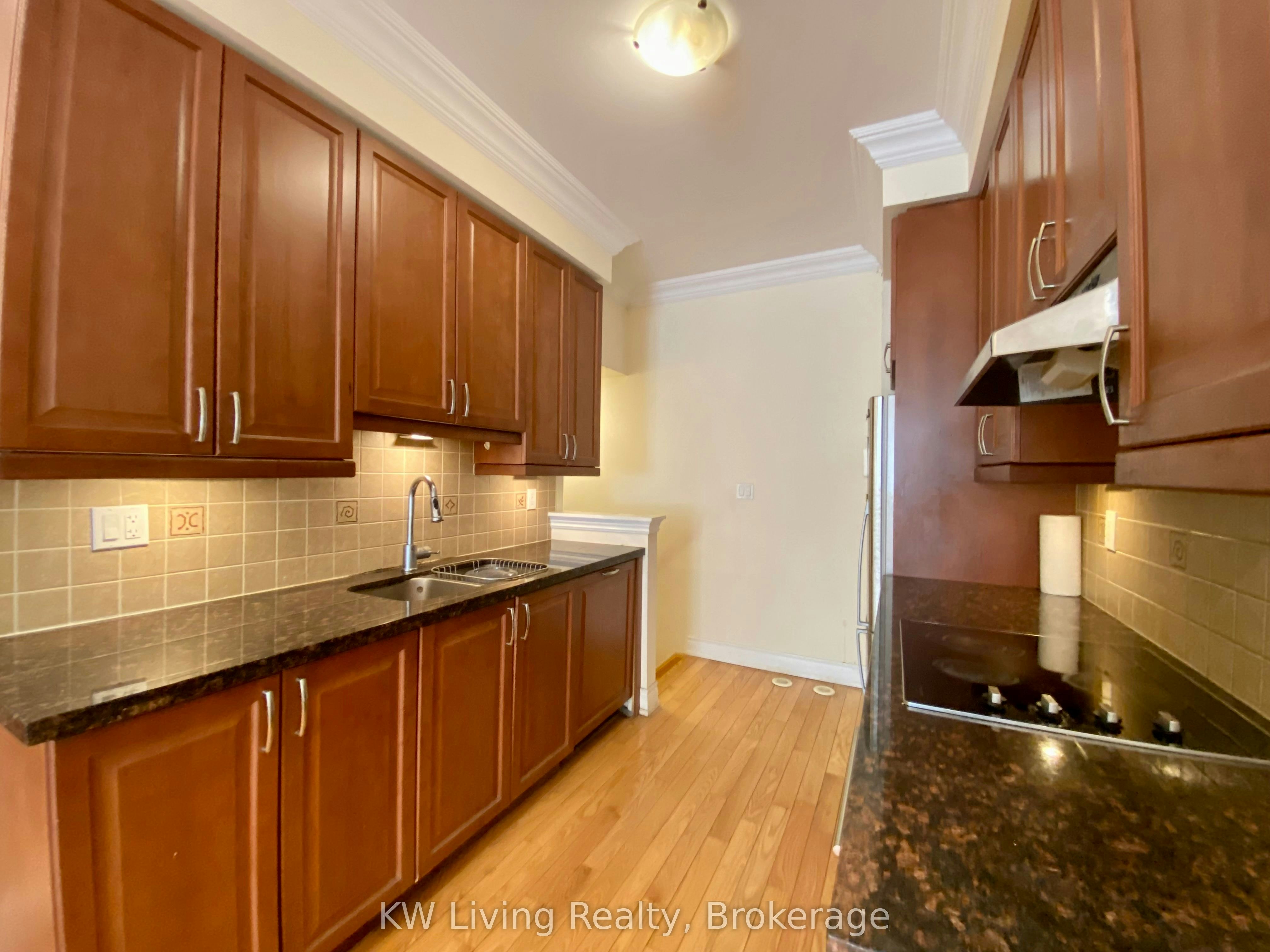 17 Hargrave Lane, Toronto, ON, M4N 0A4 - 7