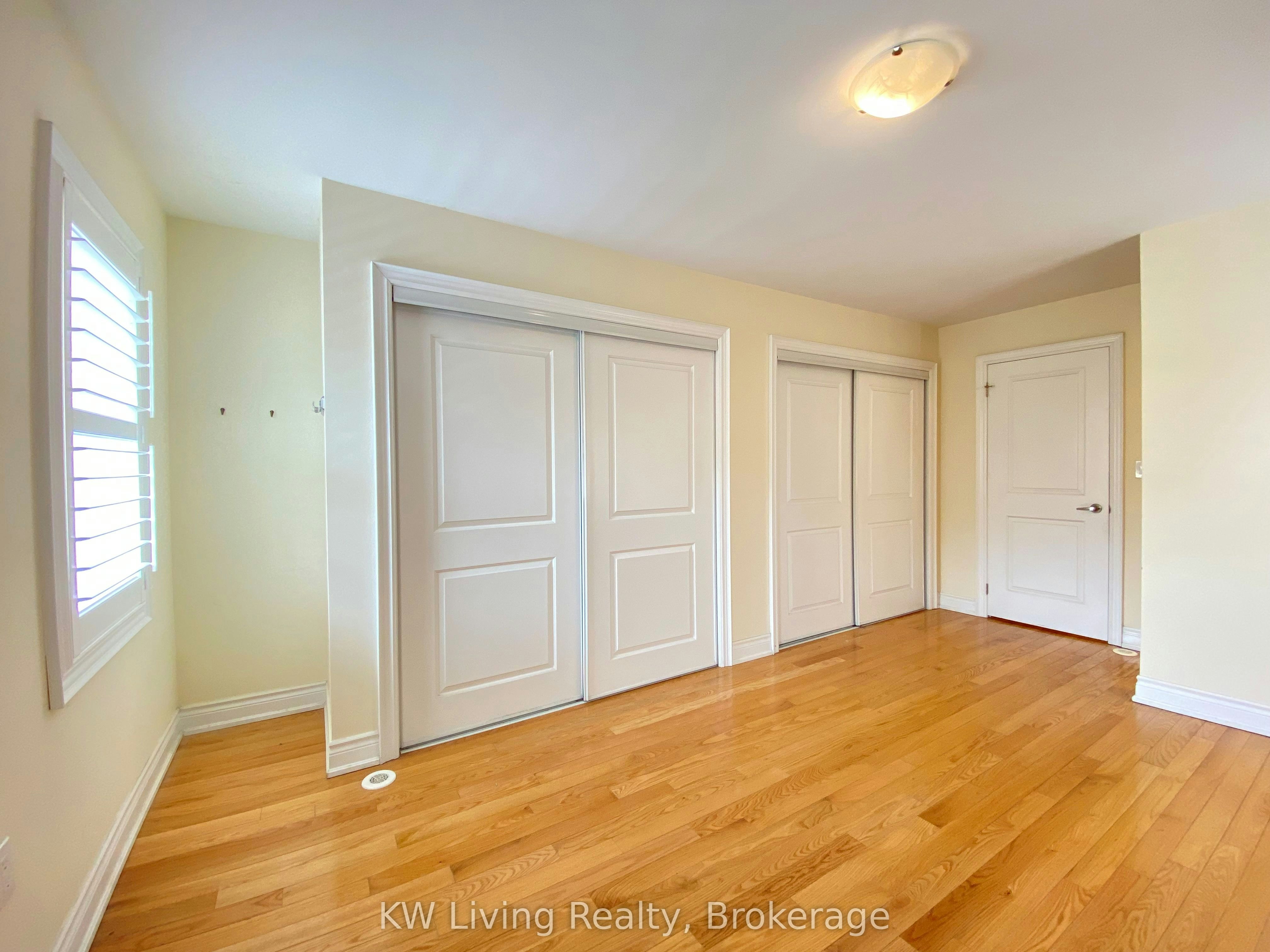 17 Hargrave Lane, Toronto, ON, M4N 0A4 - 18