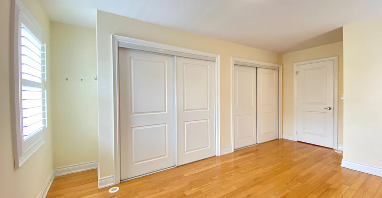 17 Hargrave Lane, Toronto, ON, M4N 0A4 - 18