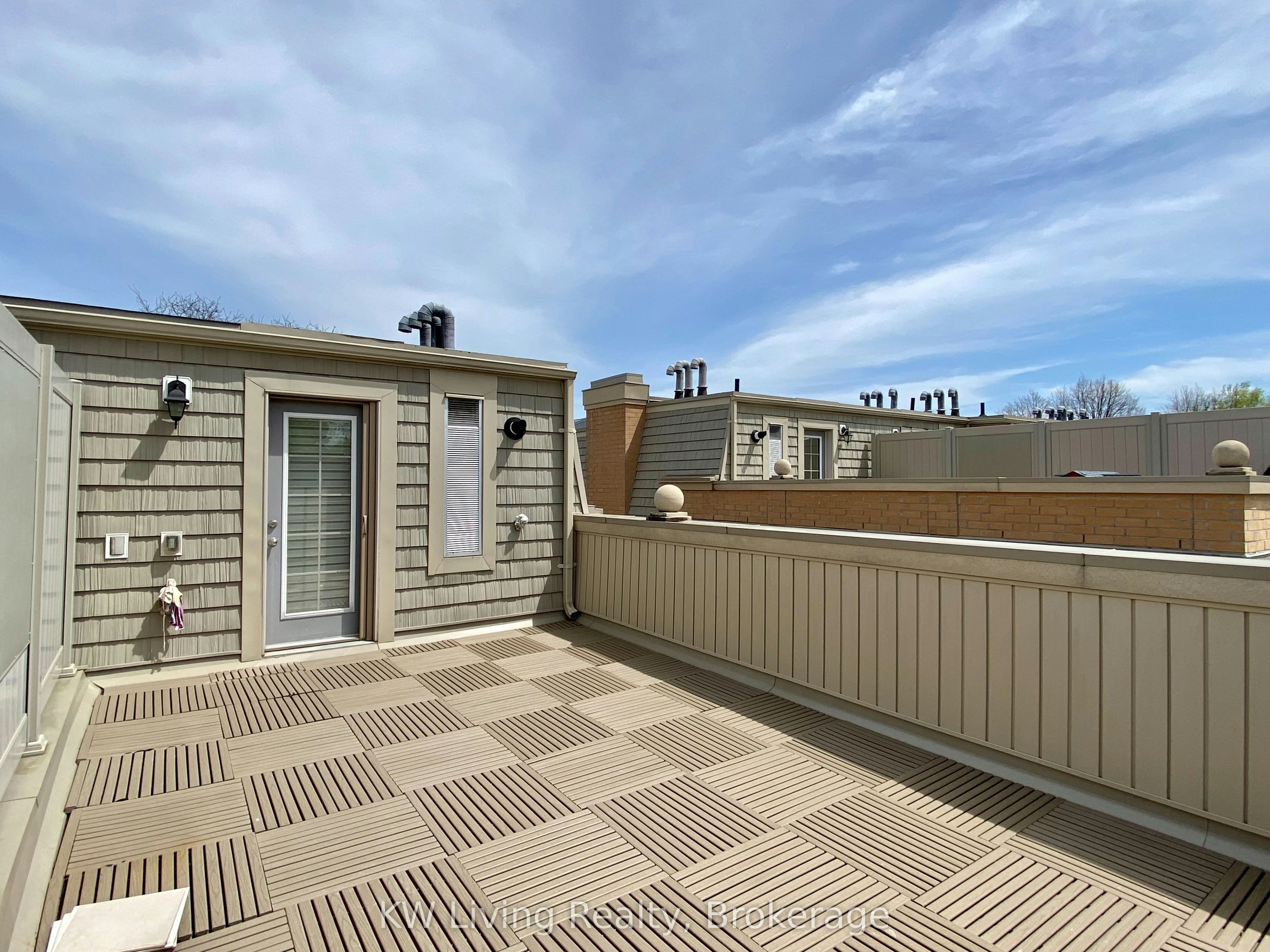 17 Hargrave Lane, Toronto, ON, M4N 0A4 - 27