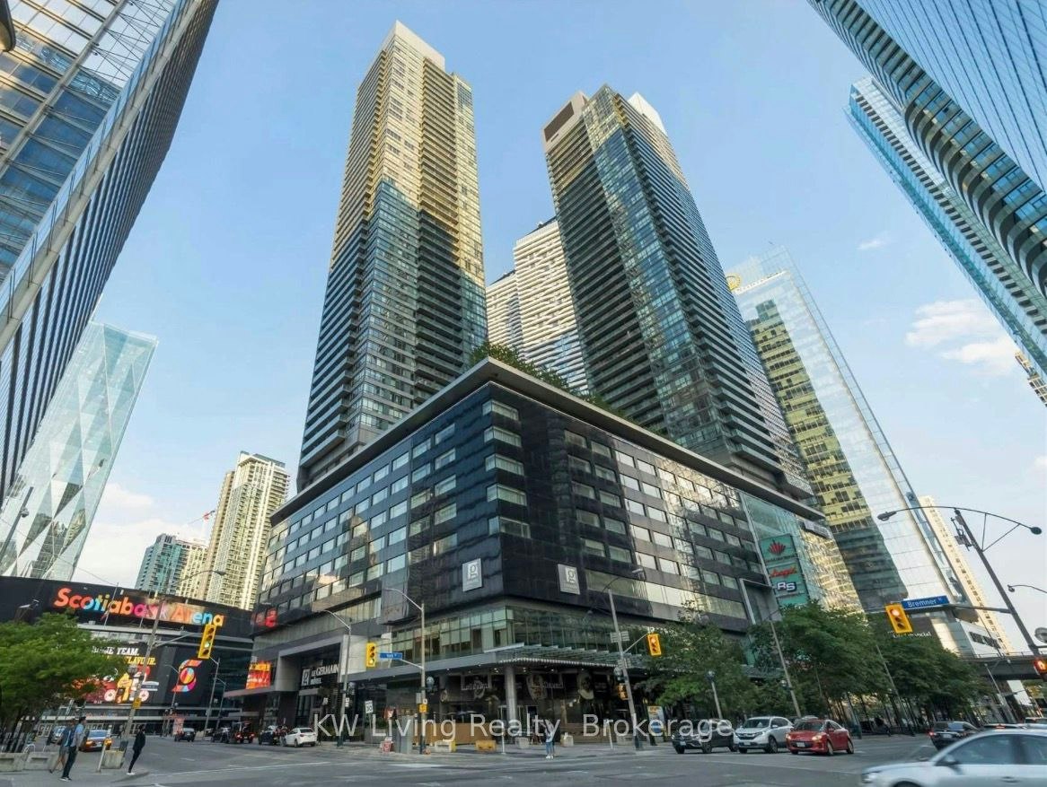 5102-65 Bremner Boulevard, Toronto, ON, M5J 0A7