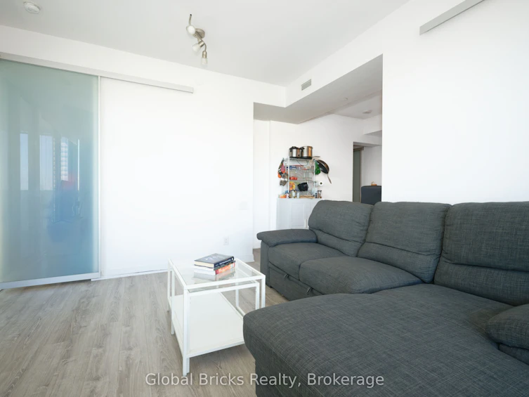 2509-42 Charles Street E, Toronto, ON, M4Y 1N3 - 13