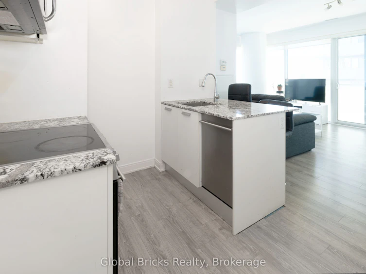 2509-42 Charles Street E, Toronto, ON, M4Y 1N3 - 9