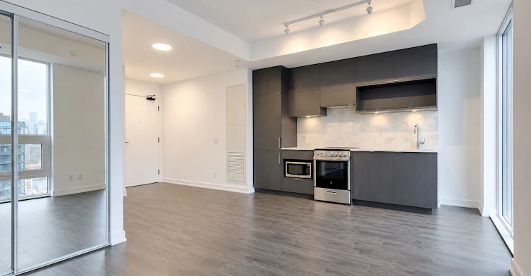3702-100 Queen Street E, Toronto, ON, M5C 0B5 - 3