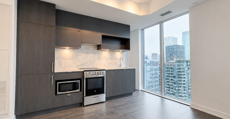 3702-100 Queen Street E, Toronto, ON, M5C 0B5 - 5