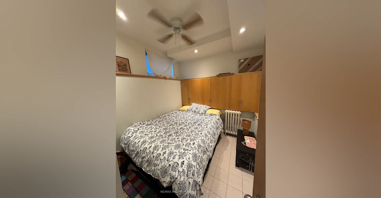 Lower-321 Palmerston Boulevard, Toronto, ON, M6G 2N5 - 3