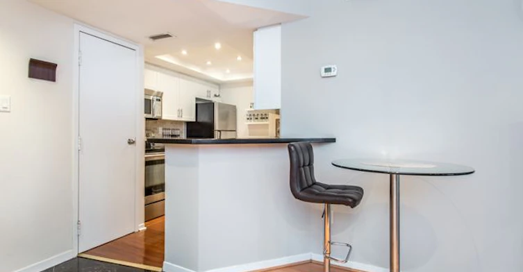 1007-1001 Bay Street, Toronto, ON, M5S 3A6 - 9