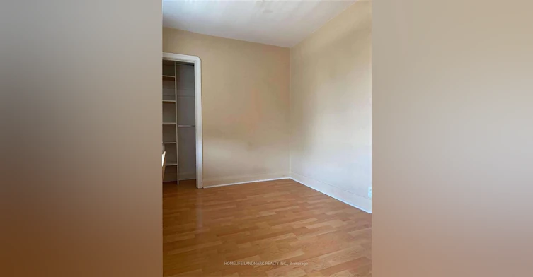 Upper-4 Sully Crescent, Toronto, ON, M6J 2E4 - 5