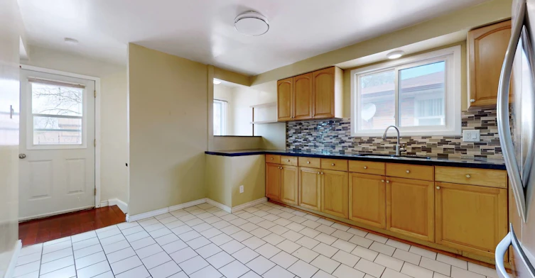 Upper-225 Pineway Boulevard, Toronto, ON, M2H 1B5 - 7