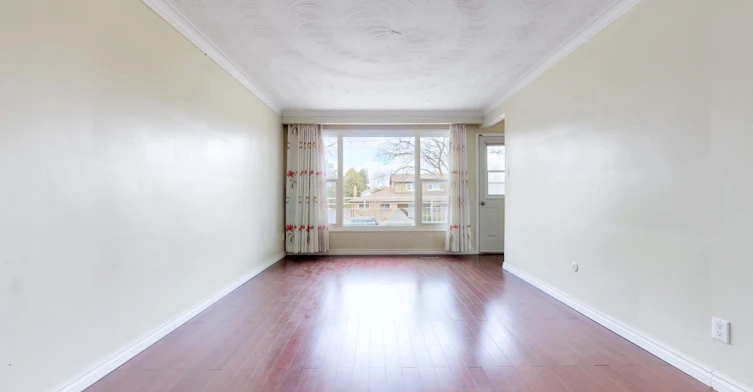Upper-225 Pineway Boulevard, Toronto, ON, M2H 1B5 - 4
