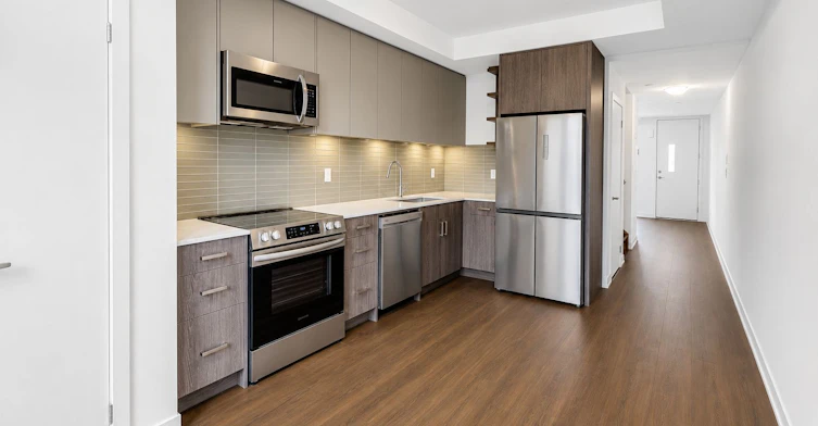 28 Turtle Island Road, Toronto, ON, M6A 2M5 - 13