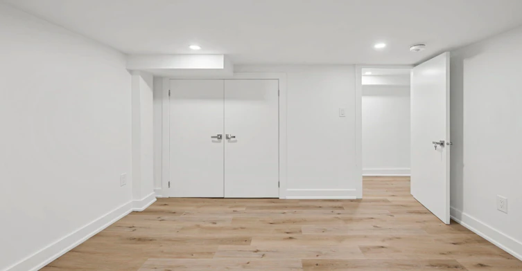 Bsmnt-28 Strathgowan Avenue, Toronto, ON, M4N 1B9 - 15