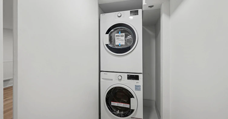 Bsmnt-28 Strathgowan Avenue, Toronto, ON, M4N 1B9 - 33