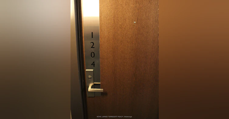 1204-70 Temperance Street, Toronto, ON, M5H 4E8 - 3