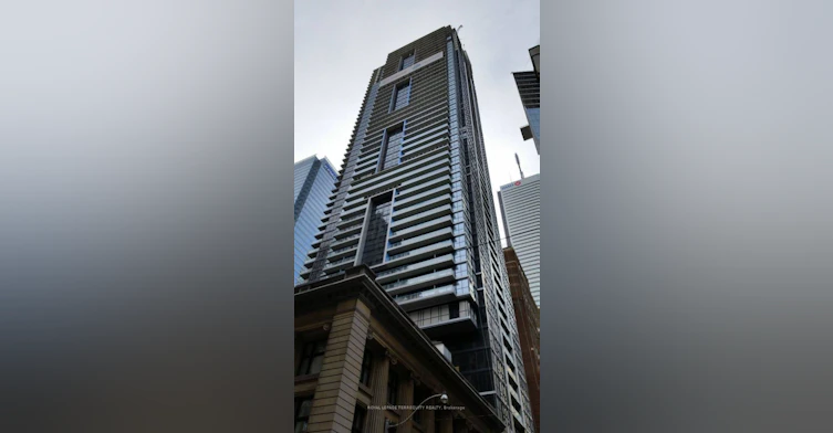 1204-70 Temperance Street, Toronto, ON, M5H 4E8