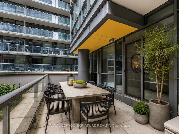 202-8 Charlotte Street, Toronto, ON, M5V 0K4 - 28