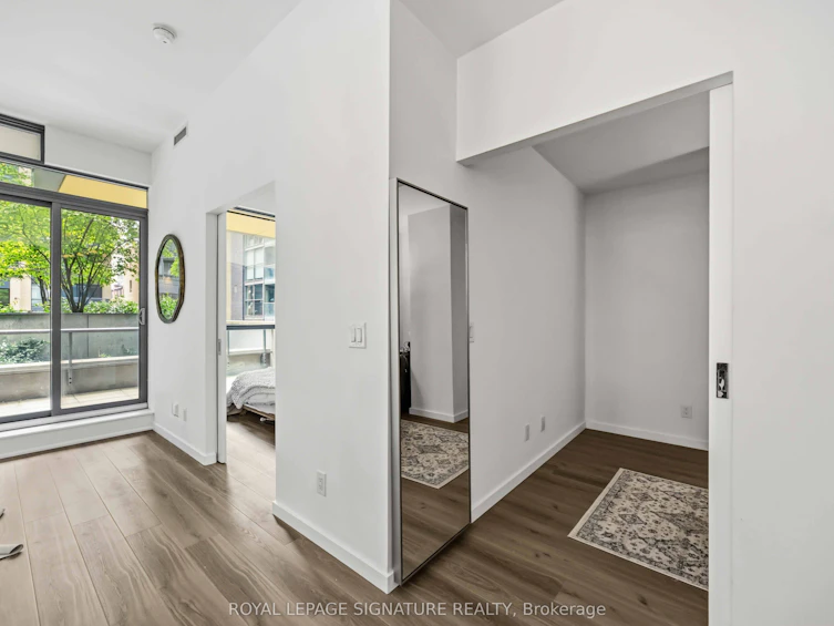 202-8 Charlotte Street, Toronto, ON, M5V 0K4 - 19