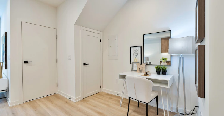 Main-53 Alameda Avenue, Toronto, ON, M6C 3W3 - 7