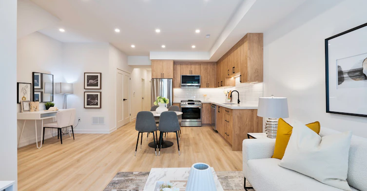 Main-53 Alameda Avenue, Toronto, ON, M6C 3W3