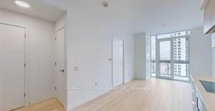 2310-39 Roehampton Avenue E, Toronto, ON, M4P 1P9 - 7