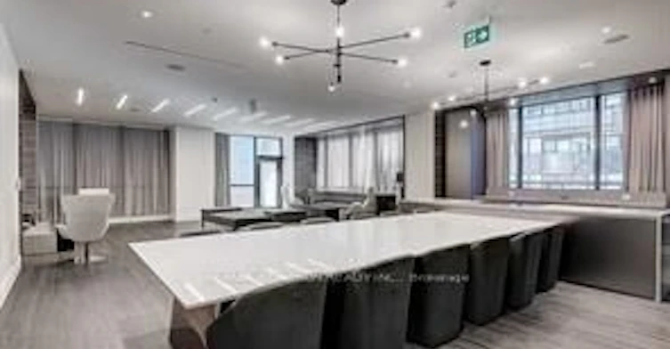 2310-39 Roehampton Avenue E, Toronto, ON, M4P 1P9 - 27