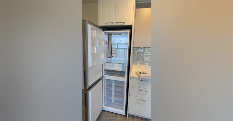 1609-10 Oak Street, Toronto, ON, M5A 0Z1 - 9