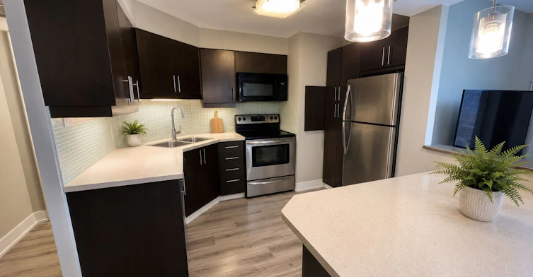 413-5795 Yonge Street, Toronto, ON, M2M 4J3 - 2