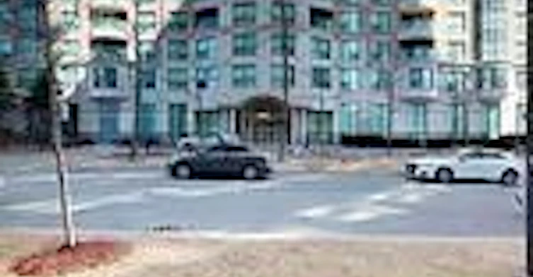 1007-7 Lorraine Drive, Toronto, ON, M2N 7H2 - 12