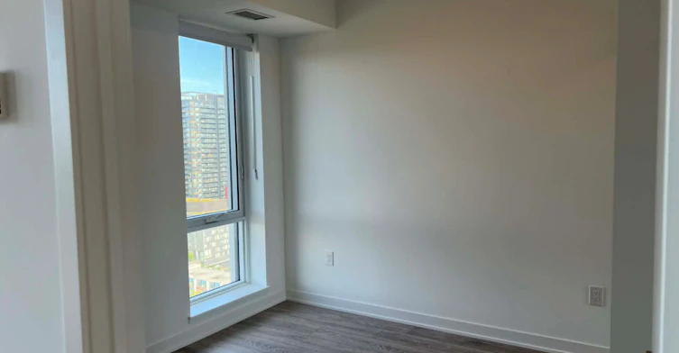 10 Oak Street, Toronto, ON, M5A 0Z1 - 4