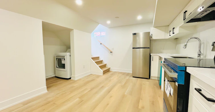BSMT-308 Maplehurst Avenue, Toronto, ON, M2N 3C6 - 12
