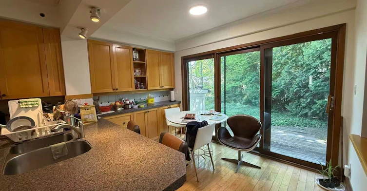 39 Austin Terrace, Toronto, ON, M5R 1Y2 - 6
