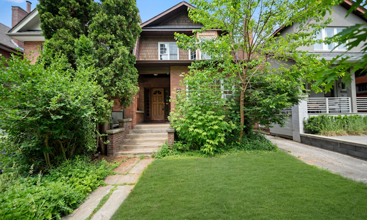 98 Roselawn Avenue