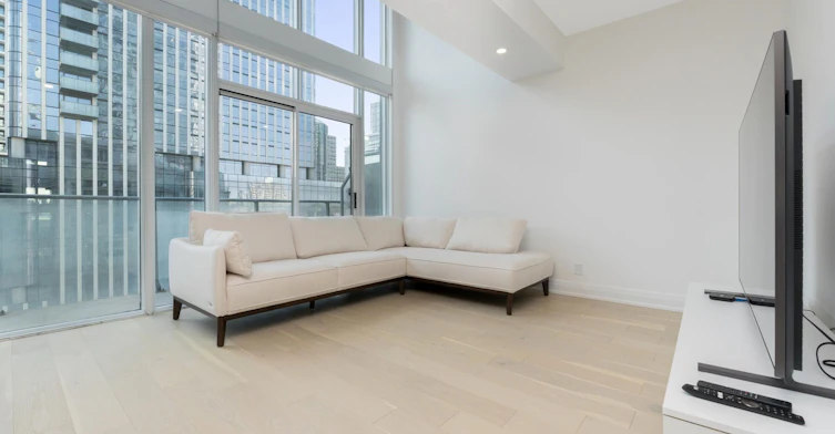 Lph32-21 Nelson Street, Toronto, ON, M5V 3Y8 - 14