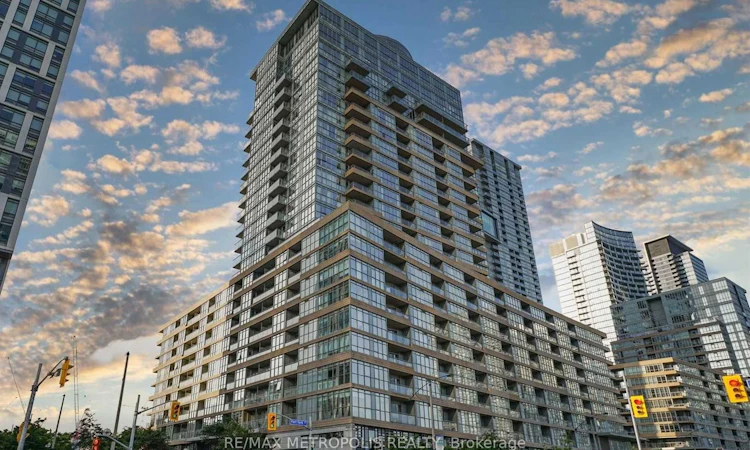507-151 Dan Leckie Way