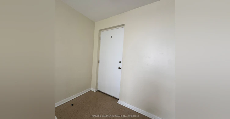 3-242 Wilmington Avenue, Toronto, ON, M3H 5K3 - 3