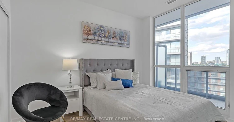 722-36 Forest Manor Road E, Toronto, ON, M2J 1M1 - 11