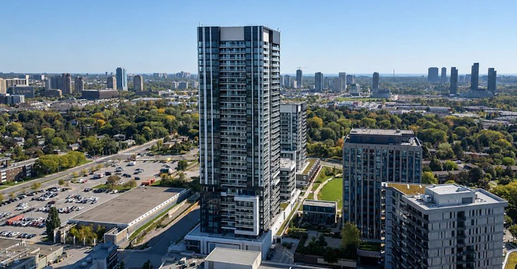 317-50 O'neil Road, Toronto, ON, M3C 0R1