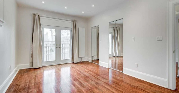 Upper-81 Whitehall Road, Toronto, ON, M4W 2C8 - 11