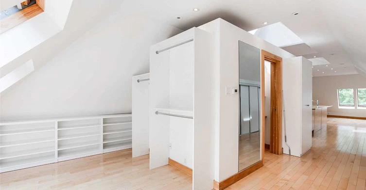 Upper-81 Whitehall Road, Toronto, ON, M4W 2C8 - 23