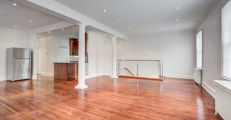 Upper-81 Whitehall Road, Toronto, ON, M4W 2C8 - 6