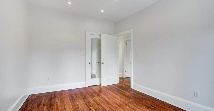 Upper-81 Whitehall Road, Toronto, ON, M4W 2C8 - 14