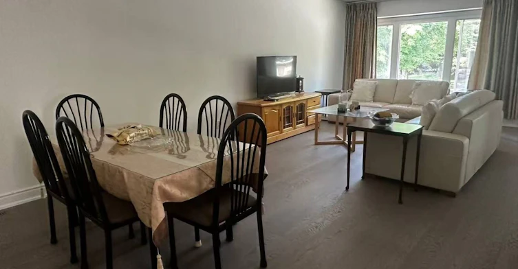 15 Harnworth Drive, Toronto, ON, M2H 3C1 - 4