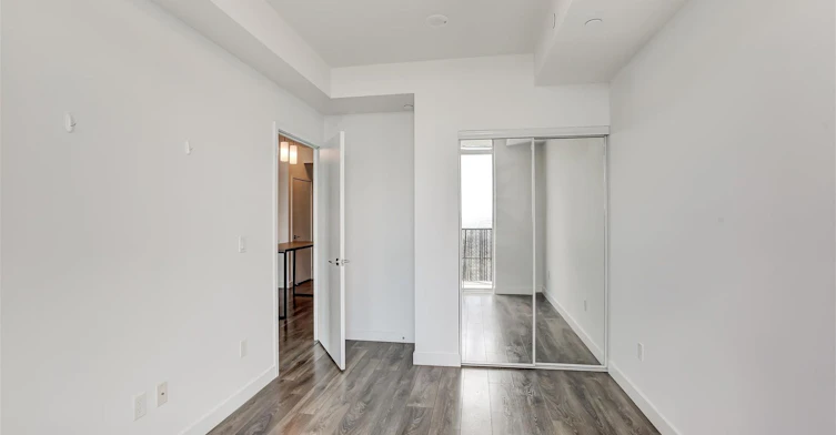 5209-8 Eglinton Avenue E, Toronto, ON, M4P 1A6 - 29