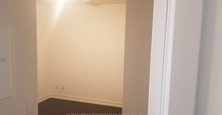 2206-125 Redpath Avenue, Toronto, ON, M4P 1J5 - 11