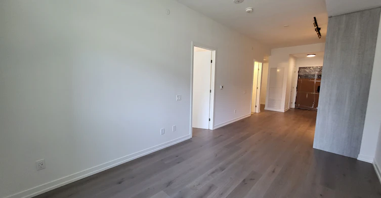 302-771 Yonge Street, Toronto, ON, M4W 2G4 - 7
