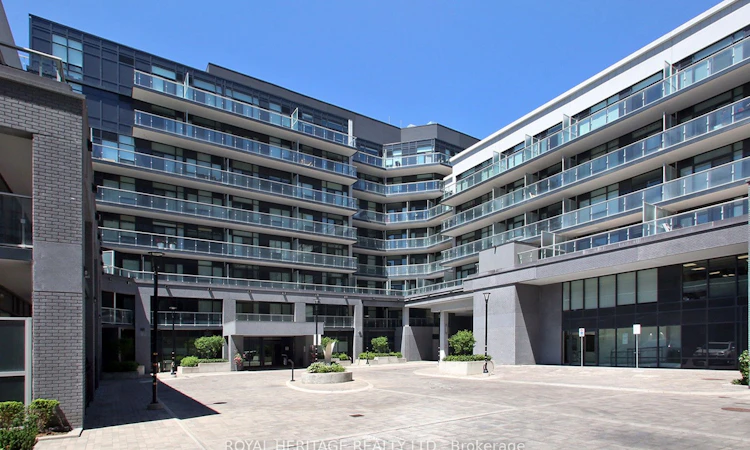 TPH08-621 Sheppard Avenue E