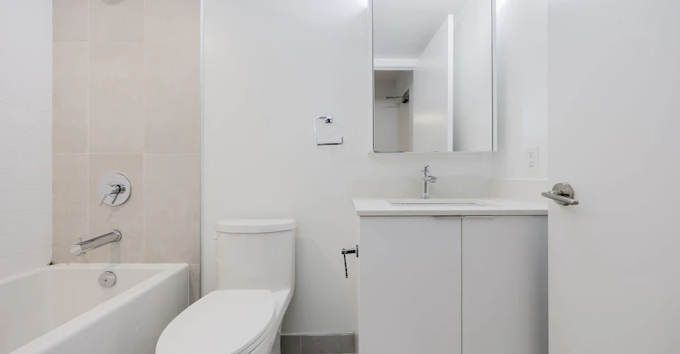 2002-101 Roehampton Avenue, Toronto, ON, M4P 2W2 - 25