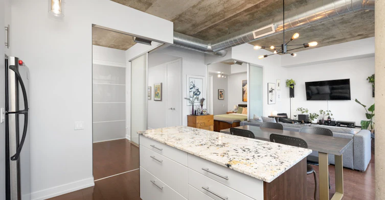 PH 805-66 Portland Street, Toronto, ON, M5V 2M6 - 14
