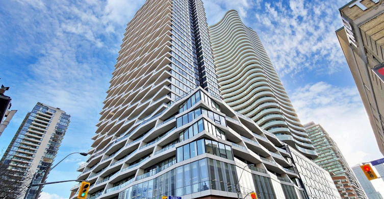 521-85 Wood Street, Toronto, ON, M4Y 0E8